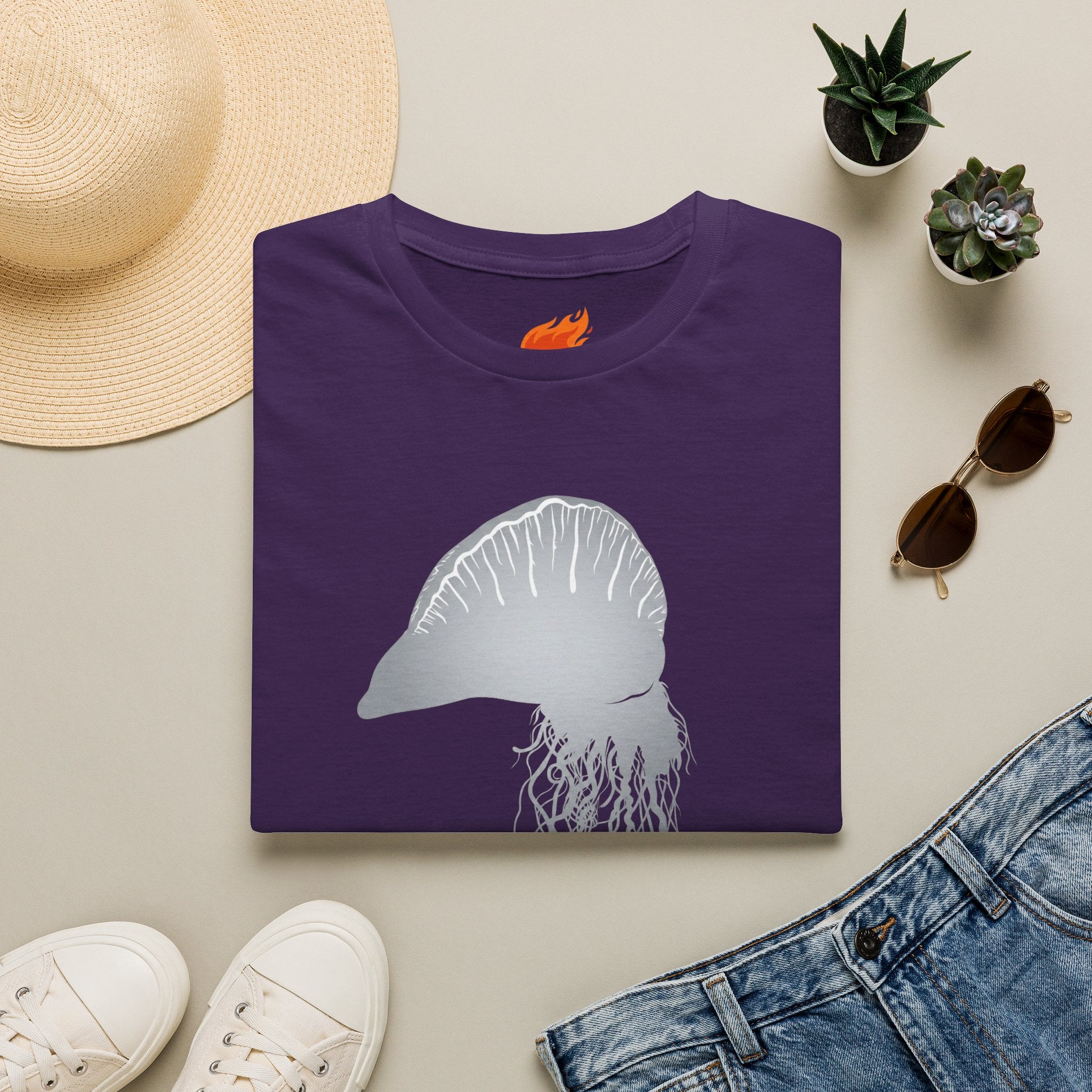 Portuguese man o' war Graphic T-Shirt