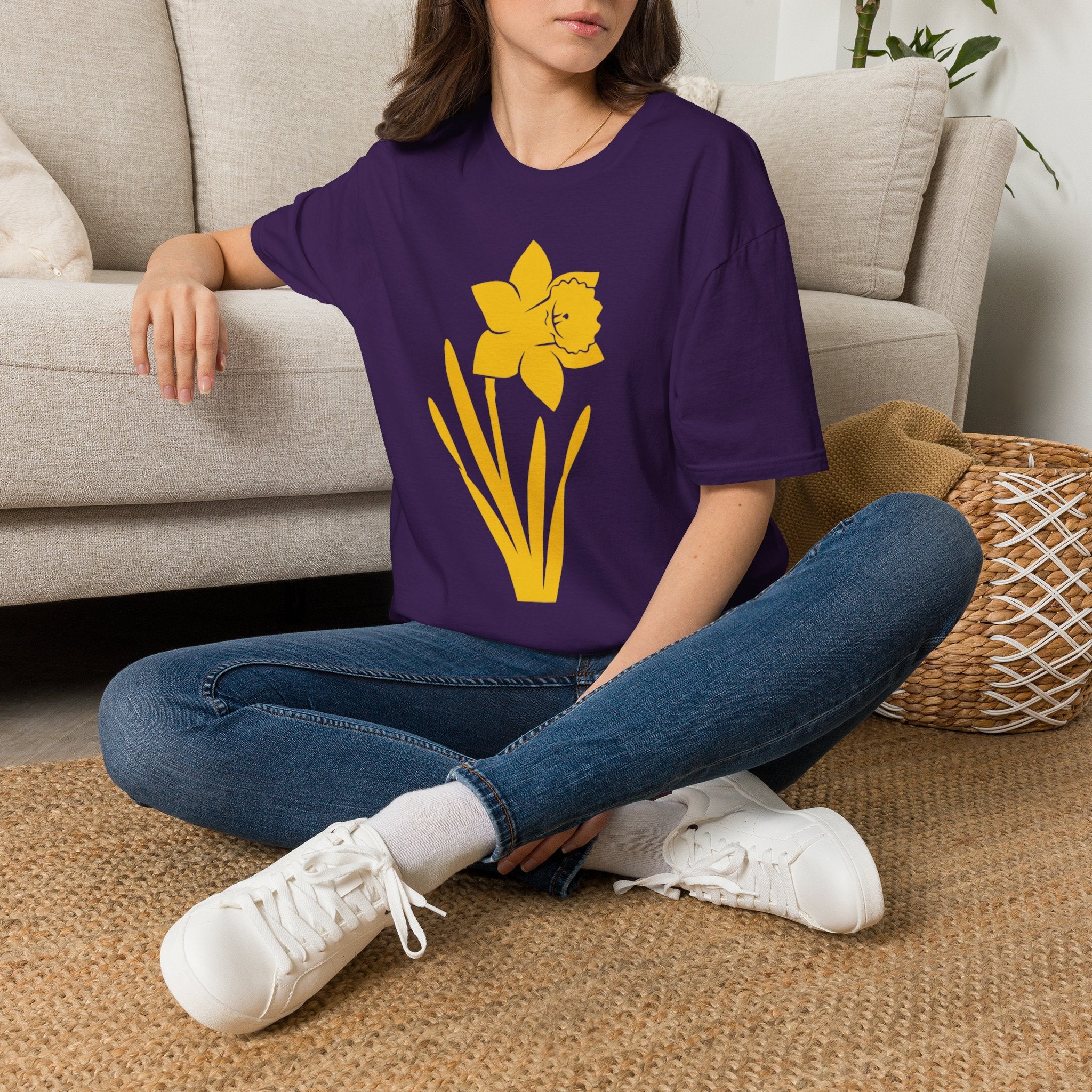 Daffodil Graphic T-Shirt