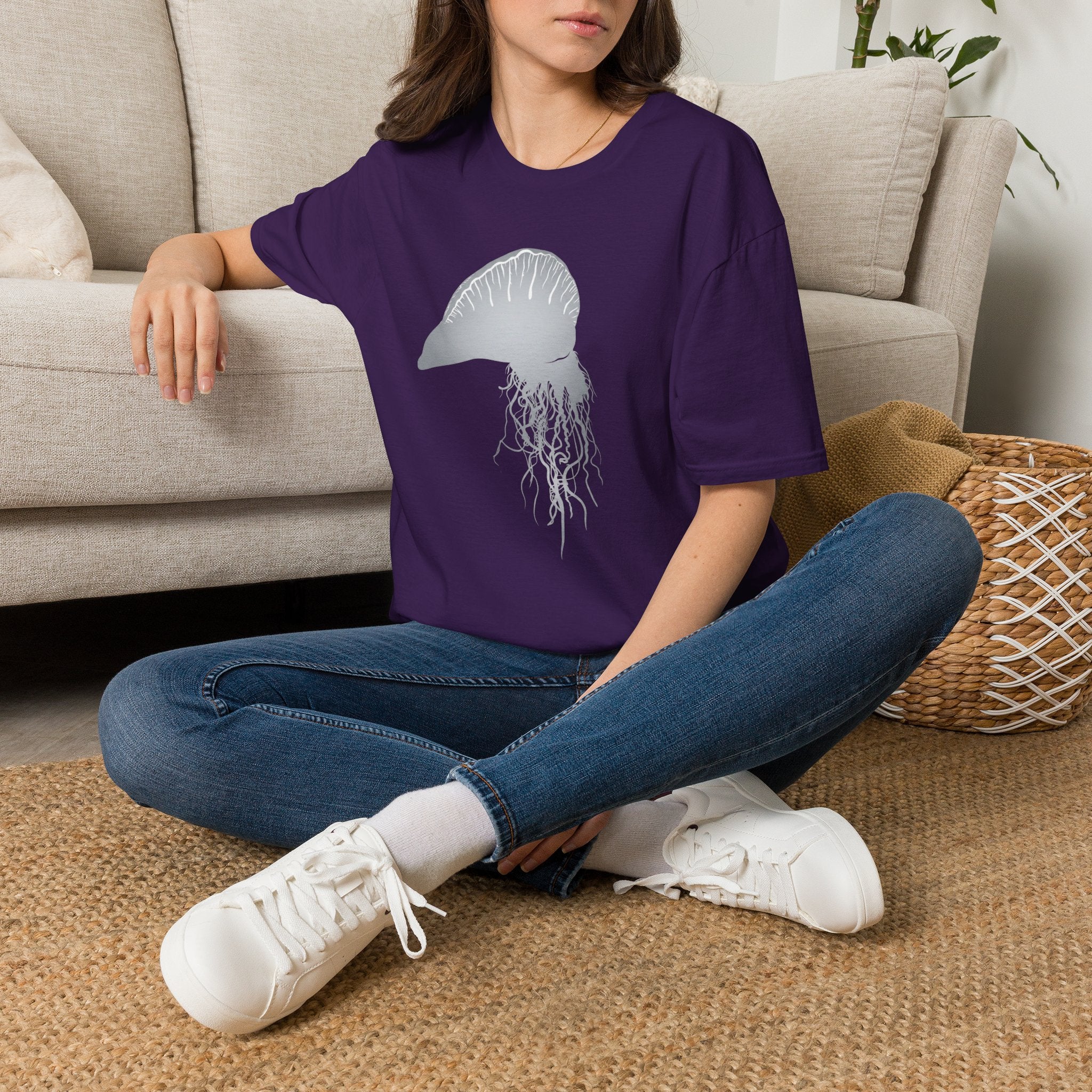 Portuguese man o' war Graphic T-Shirt