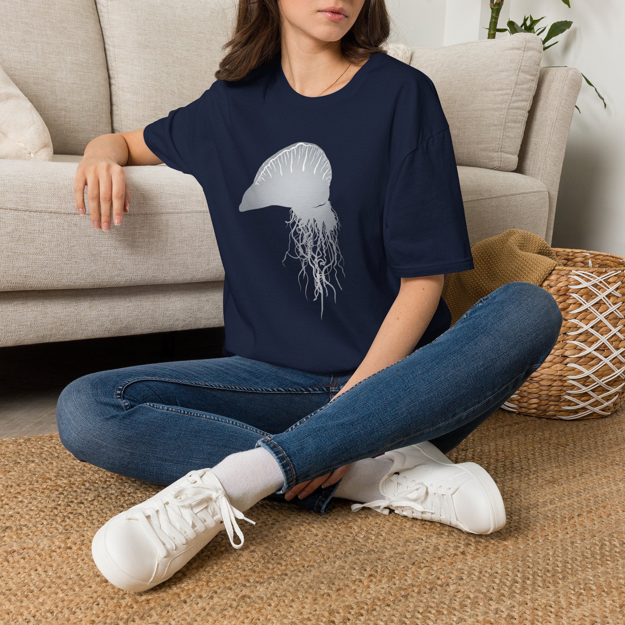Portuguese man o' war Graphic T-Shirt